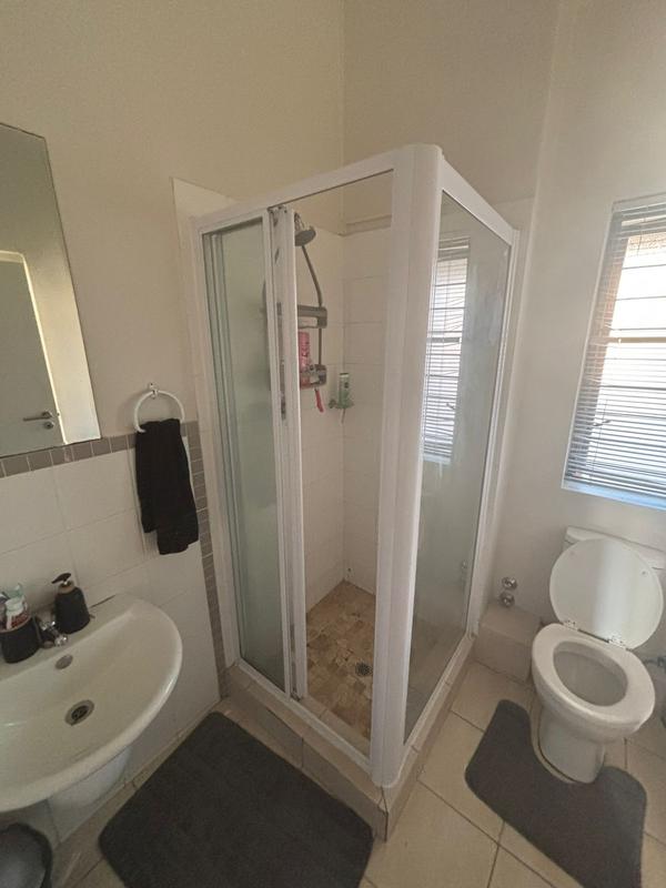To Let 2 Bedroom Property for Rent in La Colline Western Cape